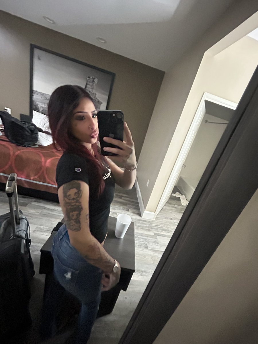 Dee (@deemunyyy) / Posts / X