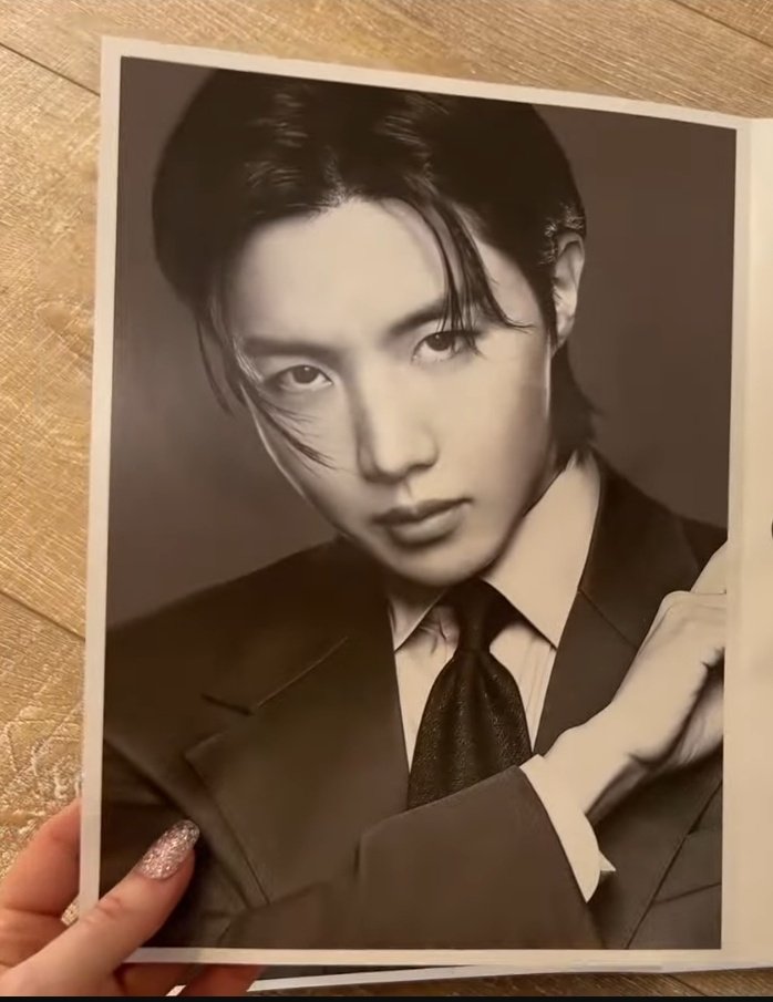 ᶰʳ' ᴬᴿᴵᴿᴬᴺᴳ 🪭اڤيان tweet media