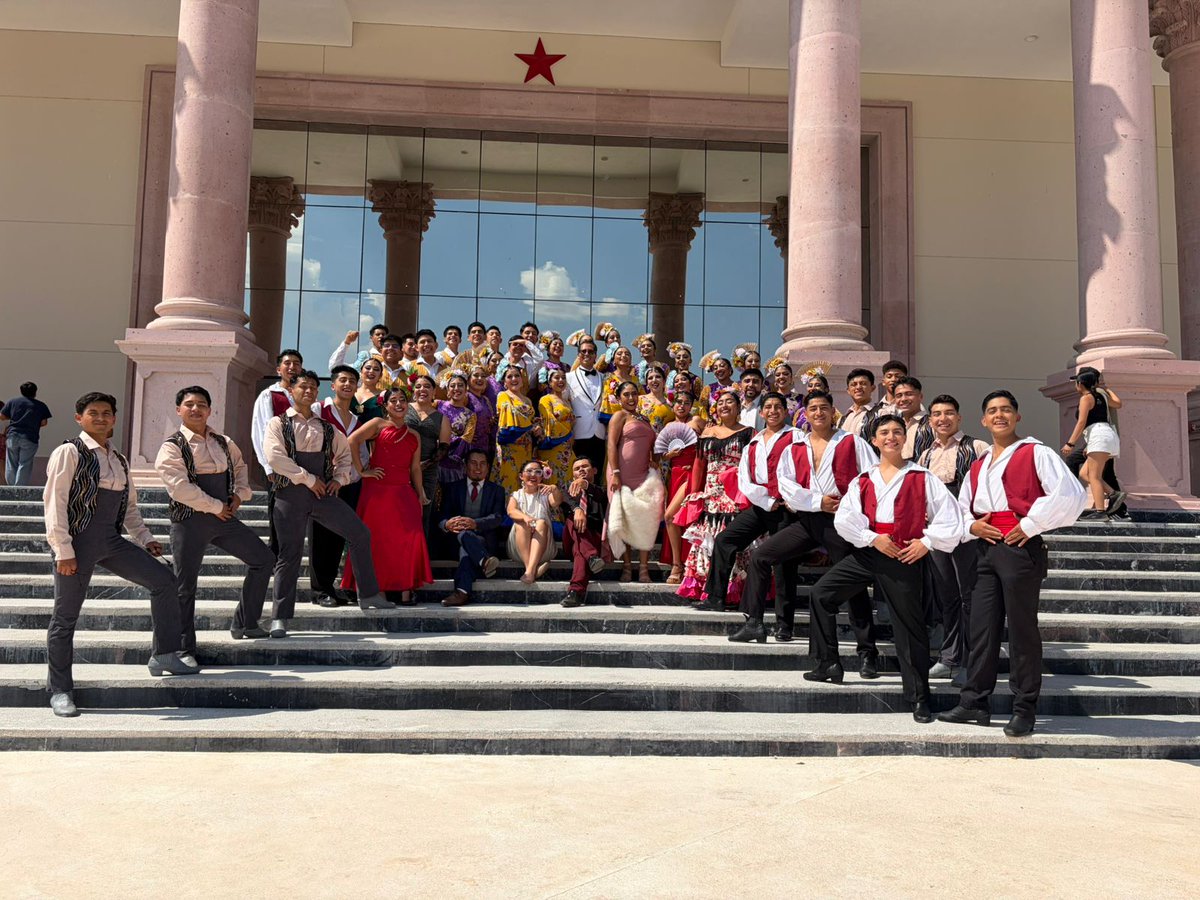 Gracias Teco, gracias a la XXII espartaqueada deportiva y sobre todo gracias a Antorcha por llevar espectáculos de calidad al pueblo trabajador de México