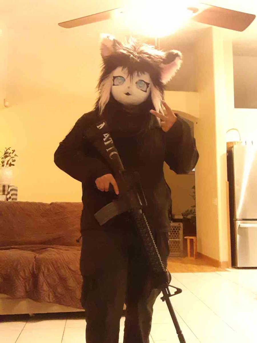 Liza_fem762 tweet media