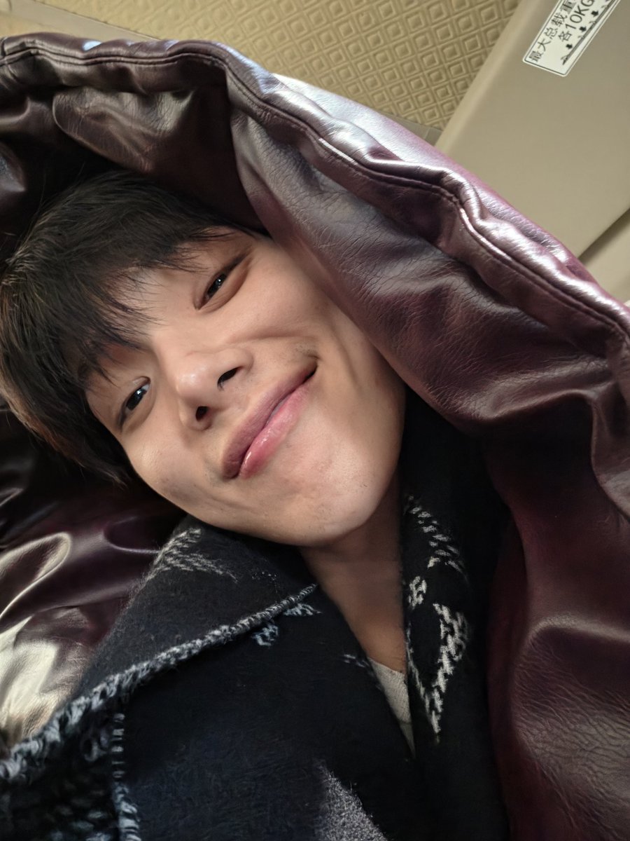 ไดโนเสาร์ย้าก🦖 tweet media