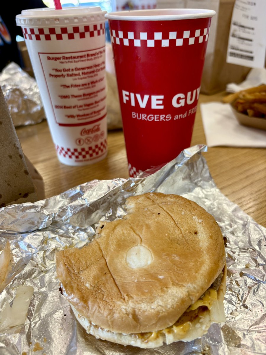 Corey Riggs 🎙 tweet media