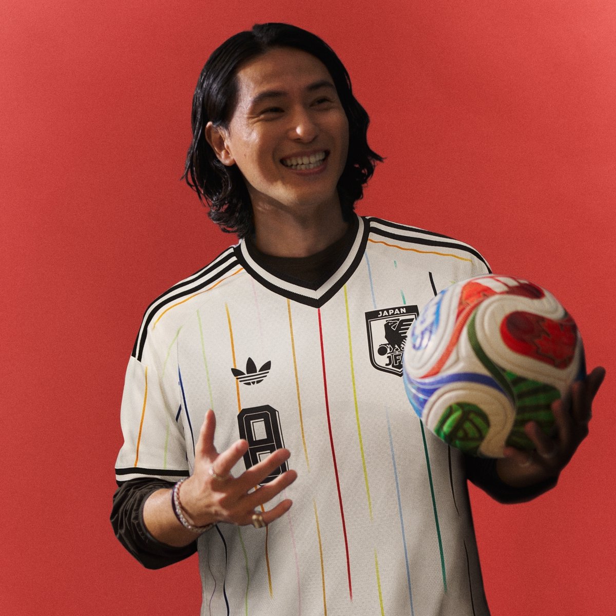 【レア美品】サッカー日本代表 99/00 アウェイユニフォーム 日本代表新アウェイユニフォーム発表! コンセプトは「COLORS」日常使い