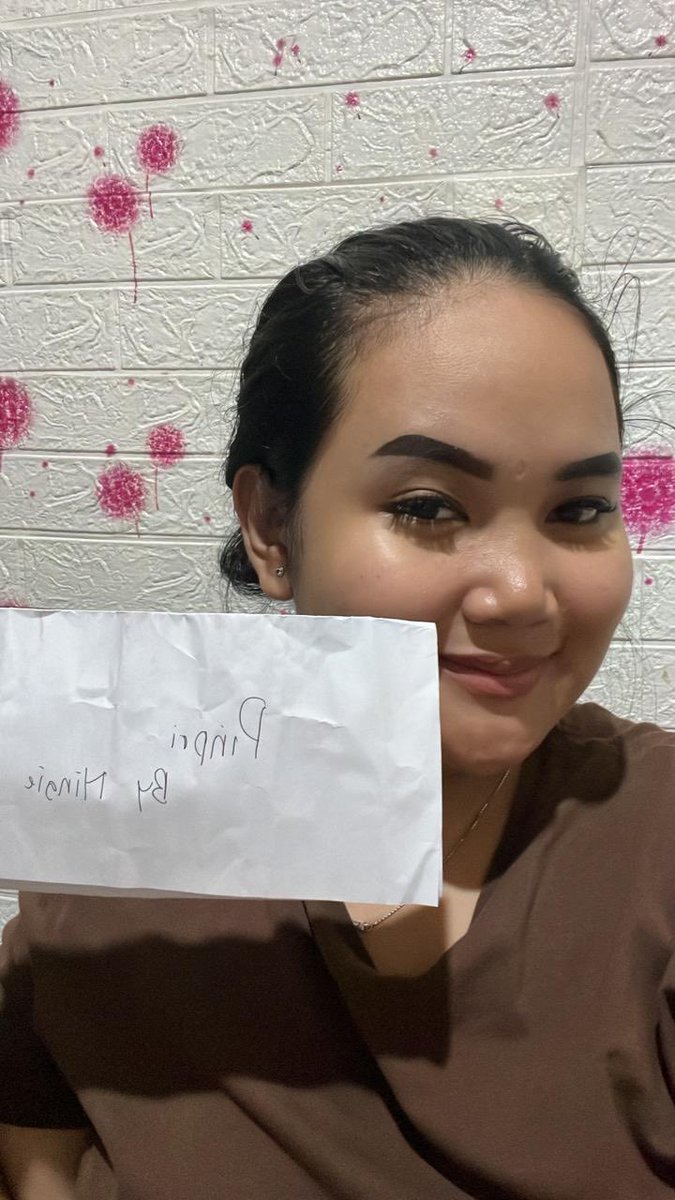 Pinpri 𝓝𝓲𝓷gie Fee akhir tweet media