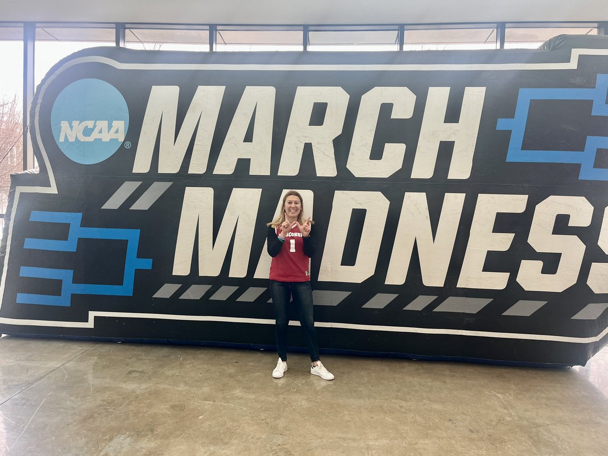 Kelly Johnson 🏃‍♀️ tweet media