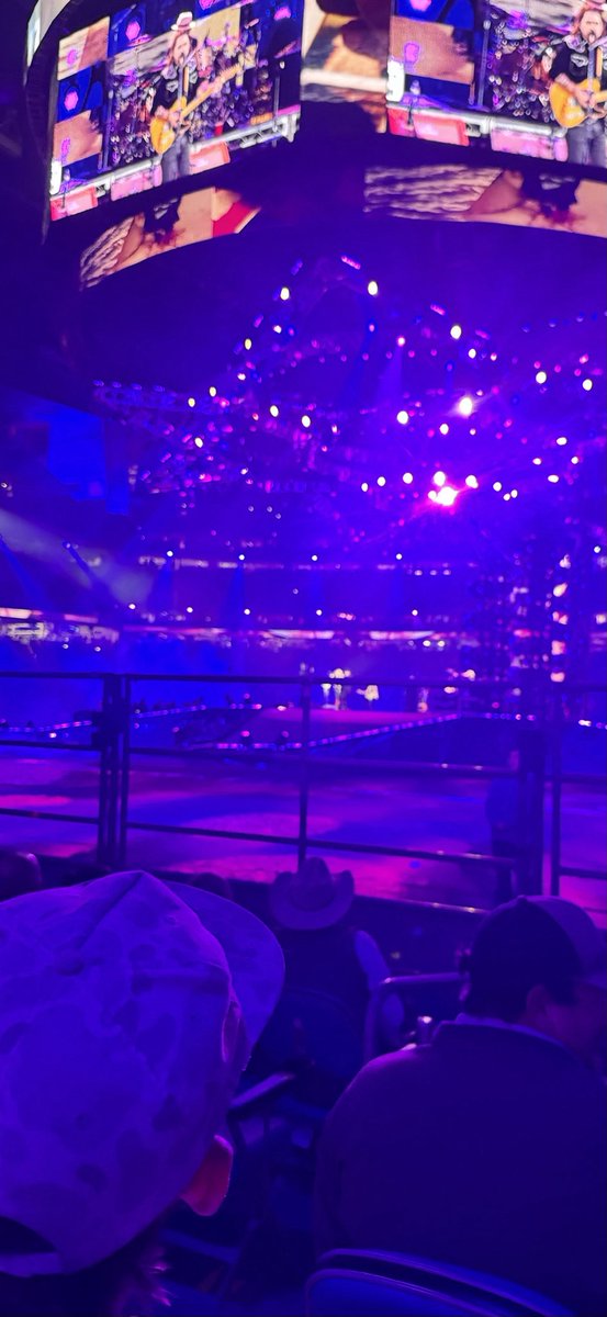 Saylor Bures tweet media