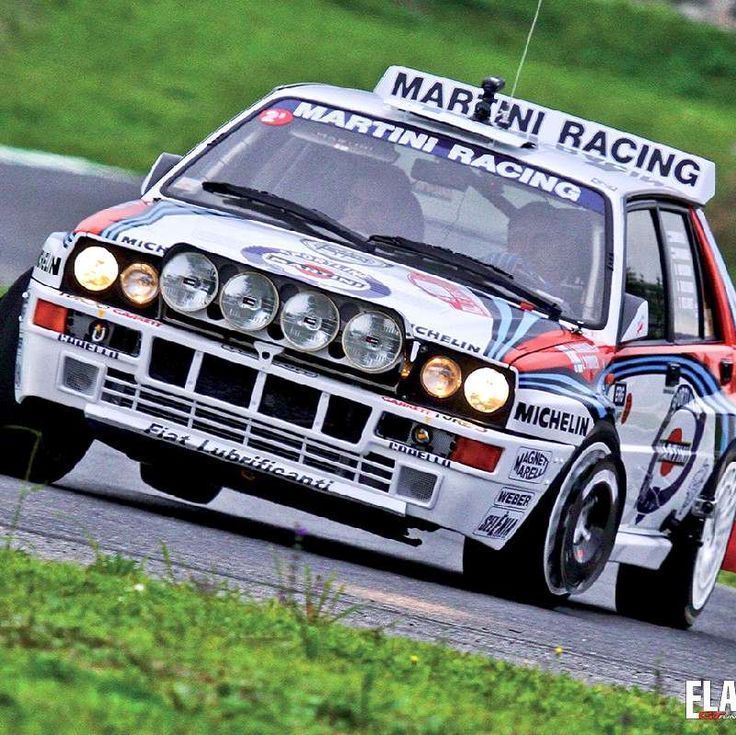 Retromania4ever's tweet photo. ✅⬜🟥 #Lancia Delta HF #Integrale https://t.co/CJj3pRrdlc