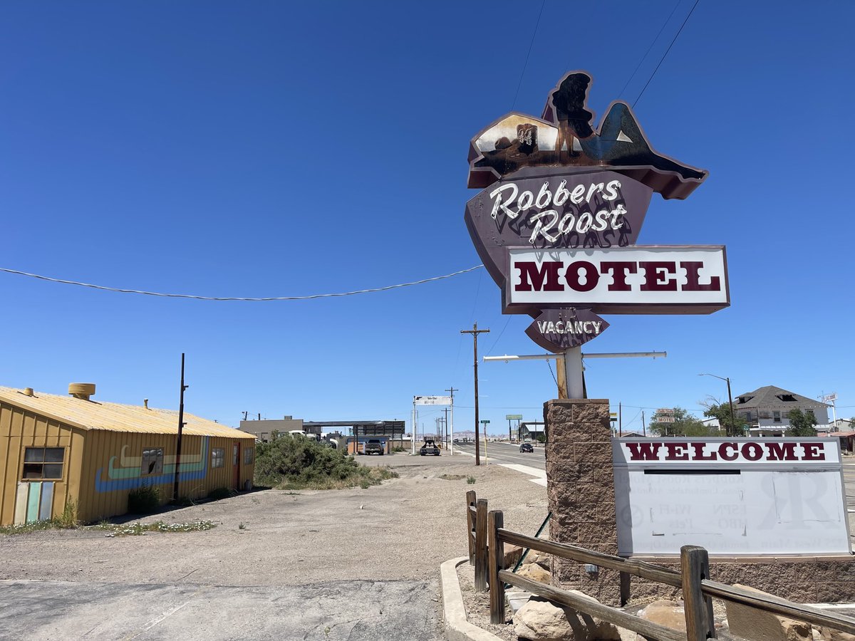 TheHuntForTomClancy tweet media