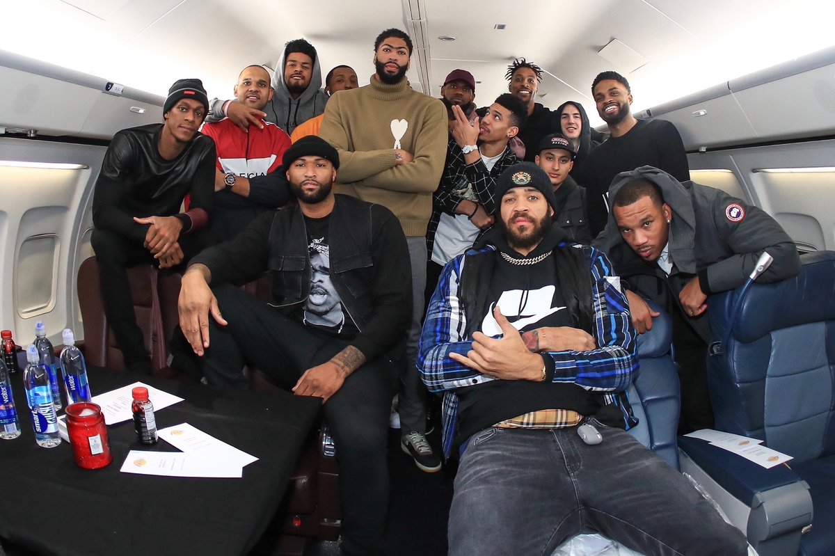 BronMuse tweet media