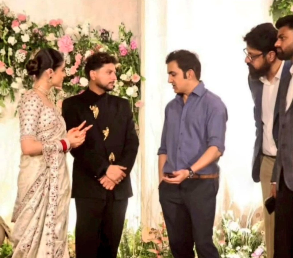 Out Of Context Cricket tweet media