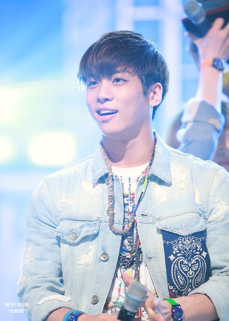 For Jonghyun tweet media