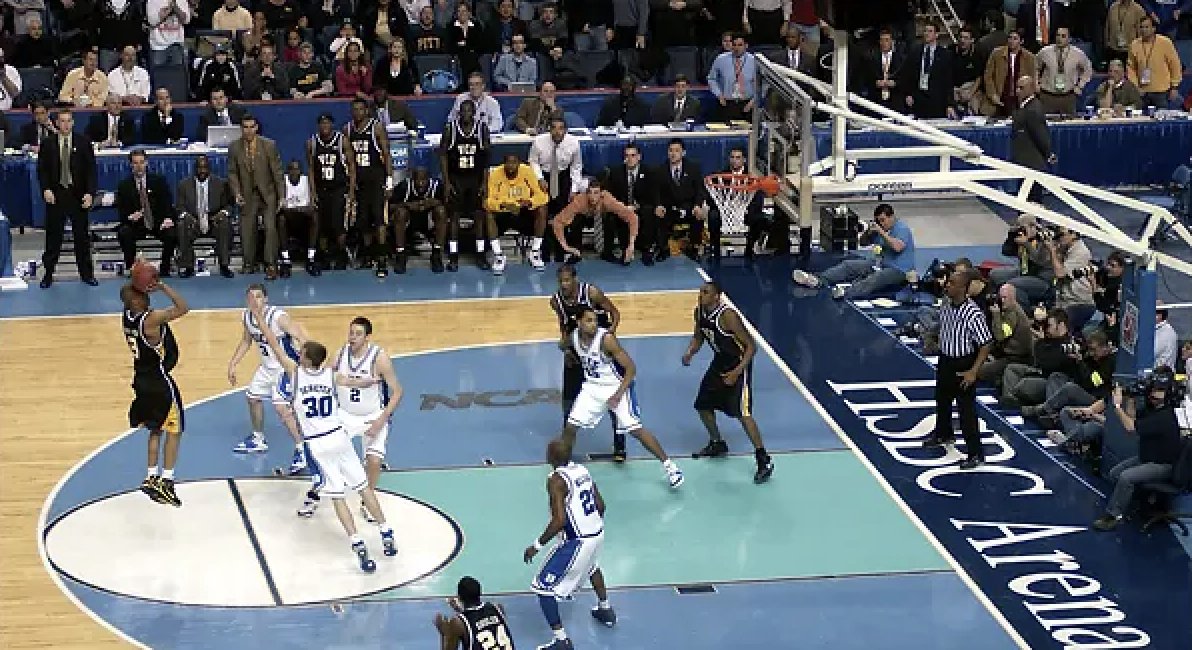 Around The Horns tweet media