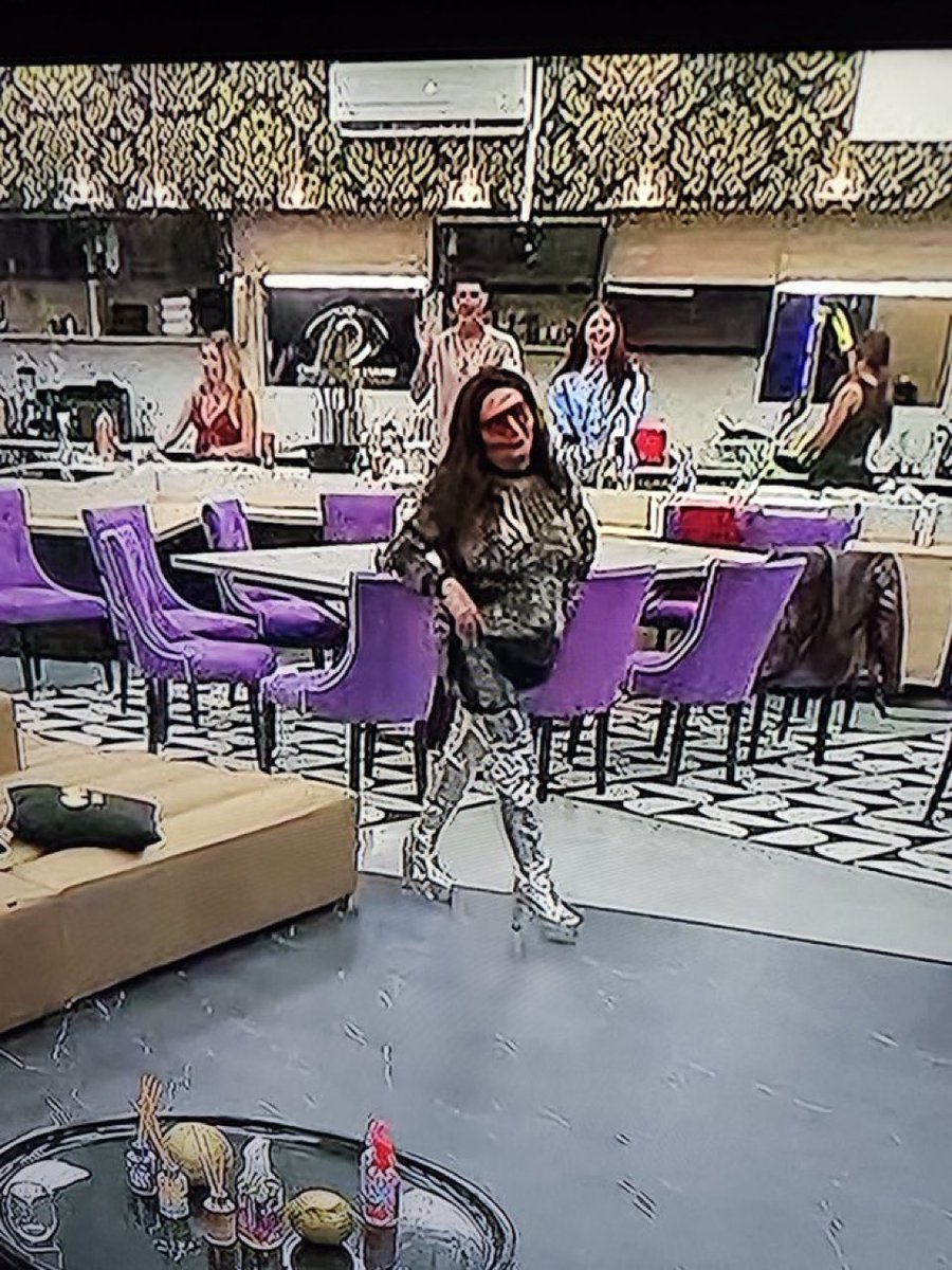 latina mami tweet media