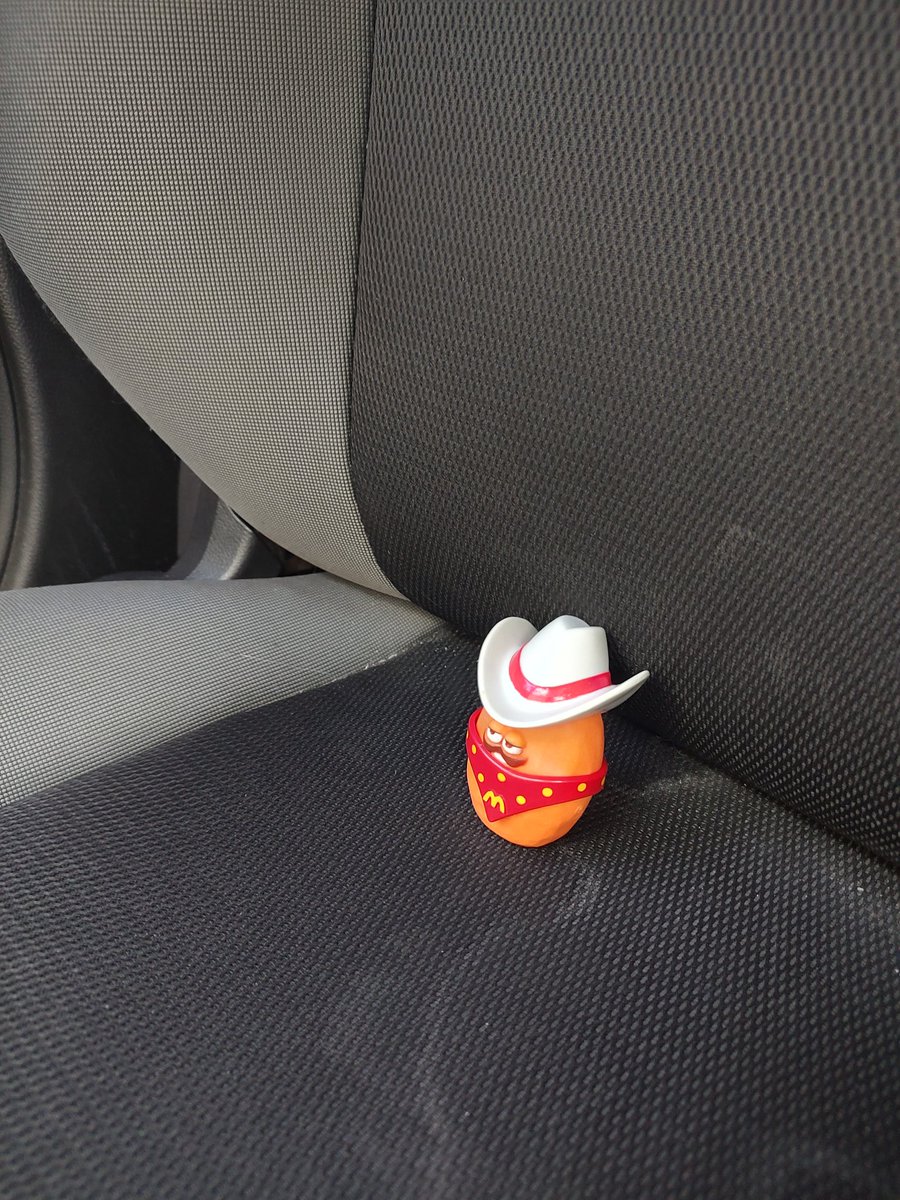 Kelly 🍕 tweet media