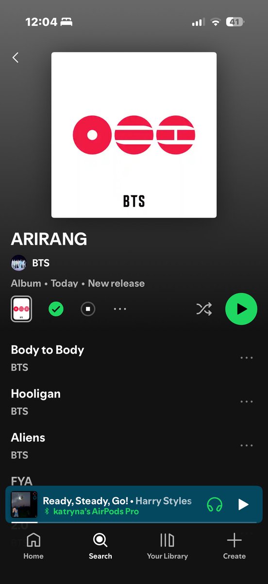 katryna⁷ IS SEEING BTS !!🪭 tweet media