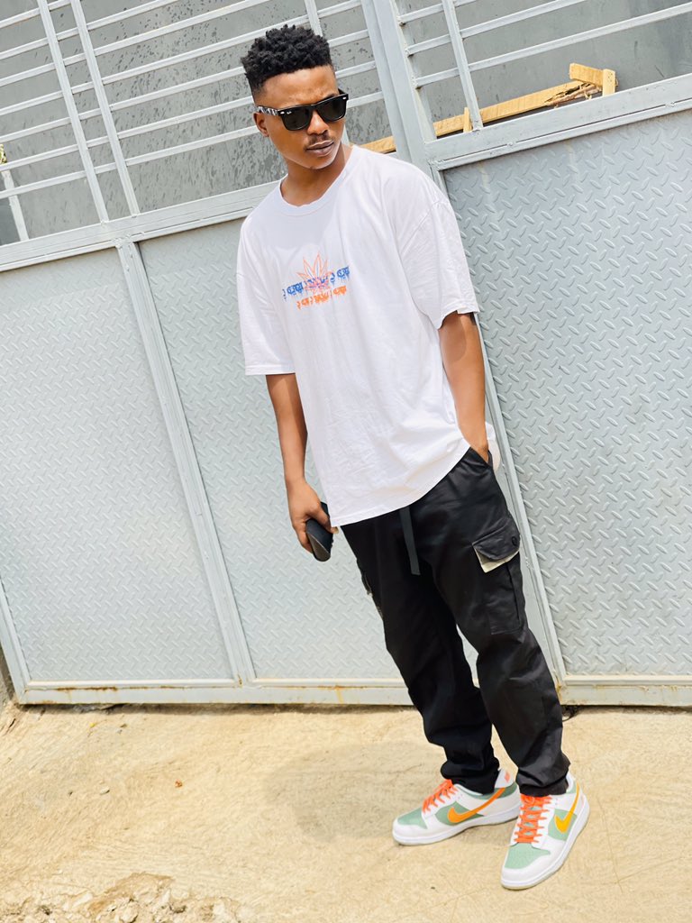 🎖KODEAD🎖 tweet media