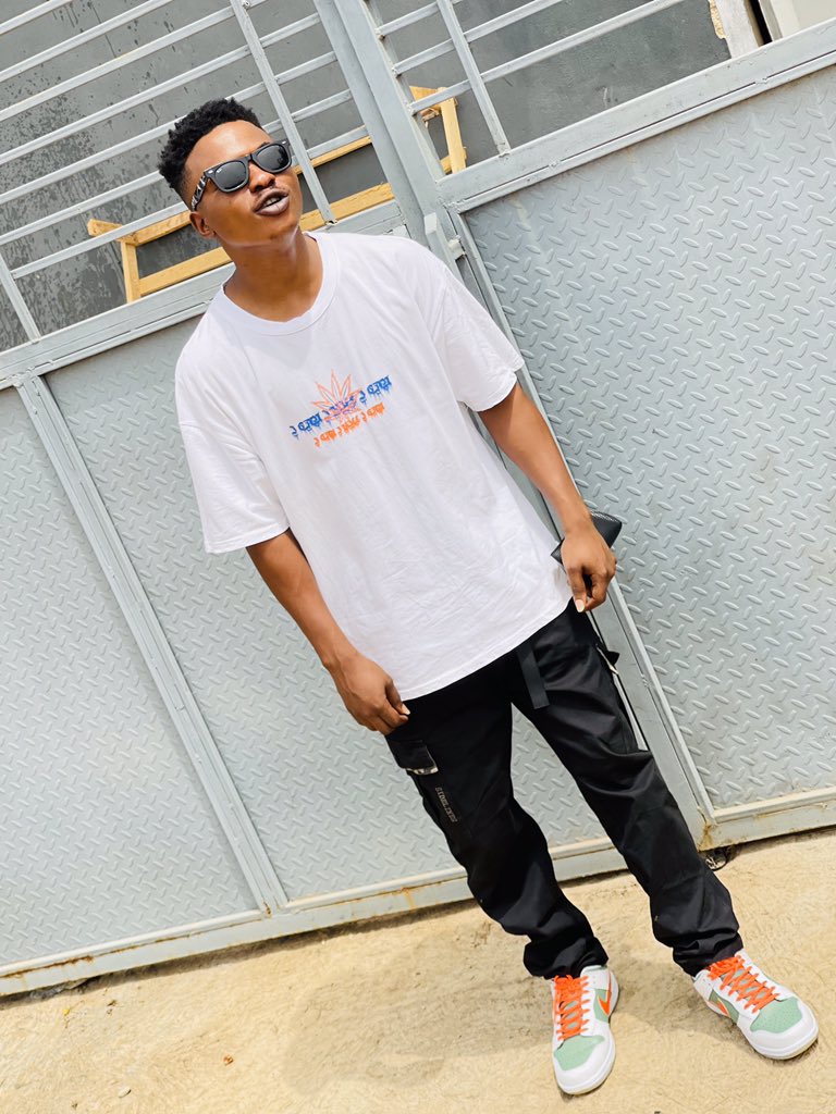 🎖KODEAD🎖 tweet media