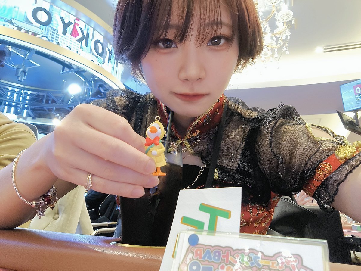 yuuna_galpo's tweet image. 会場イン！
勝利のアヒルちゃんと一緒に頑張りまーす🥰🪿💛
#TSL #TSL第二期 #西日暮里がるぽ
#東西LEAGUE #アヒルちゃんカワイイ