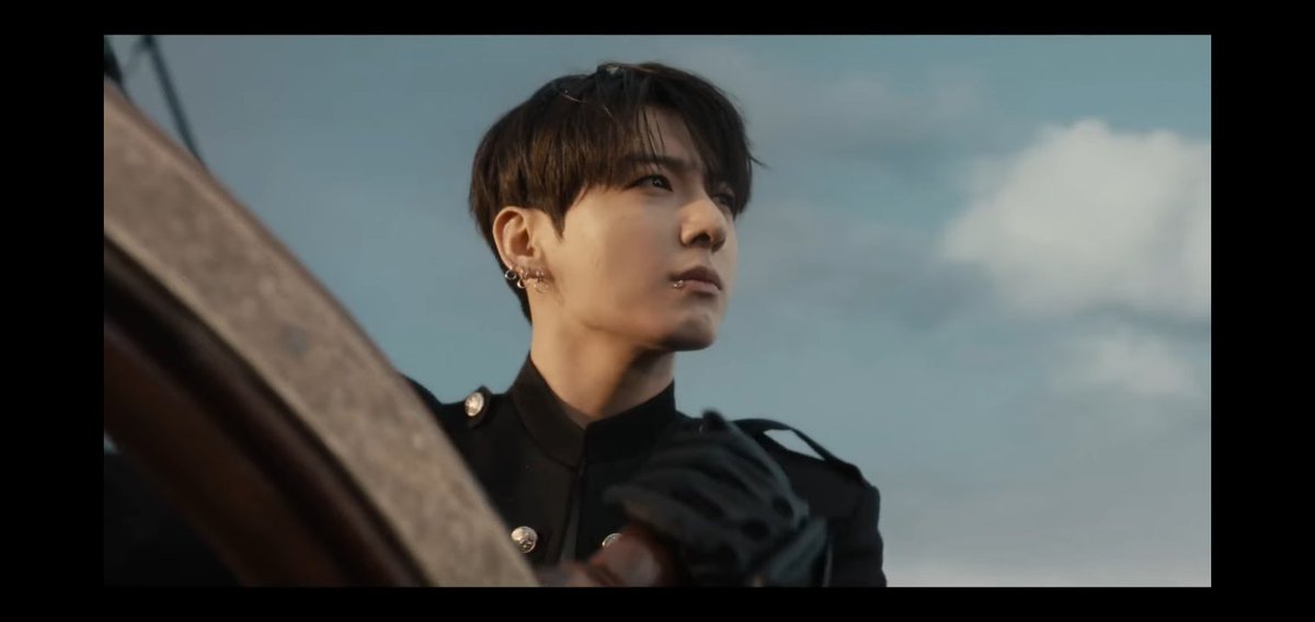 🚨Knets debate bts member Jungkook nose always change in every comeback