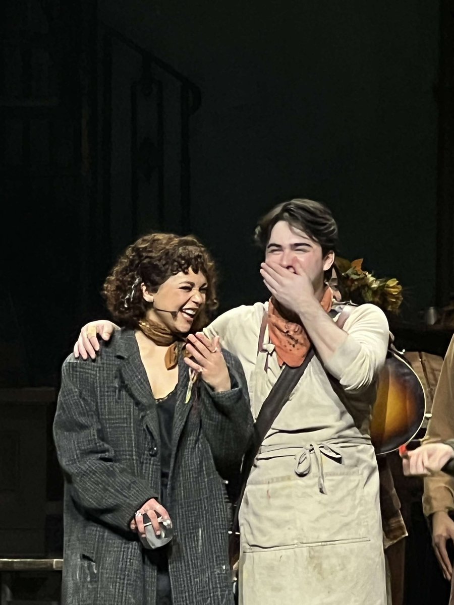 rivfahey✨ tweet media