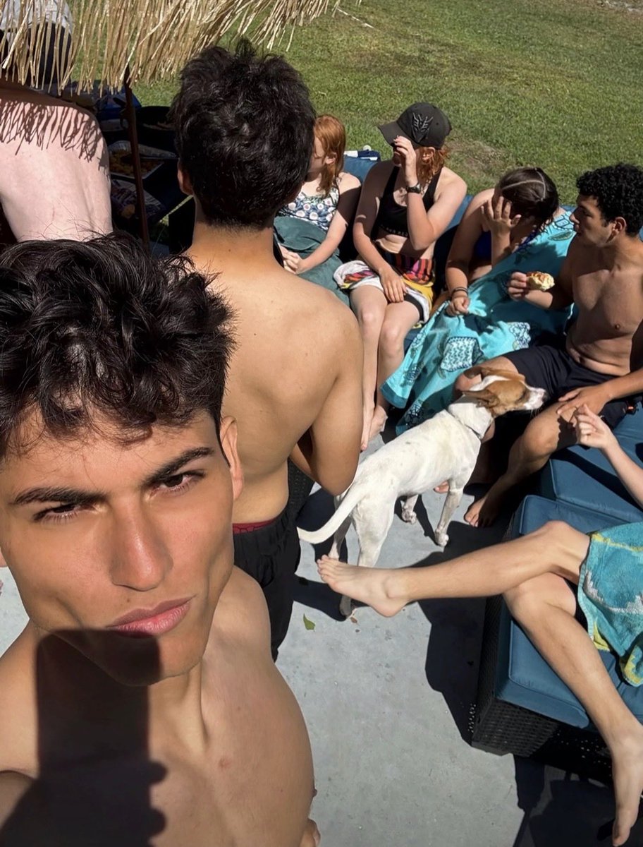 Alex Landam tweet media