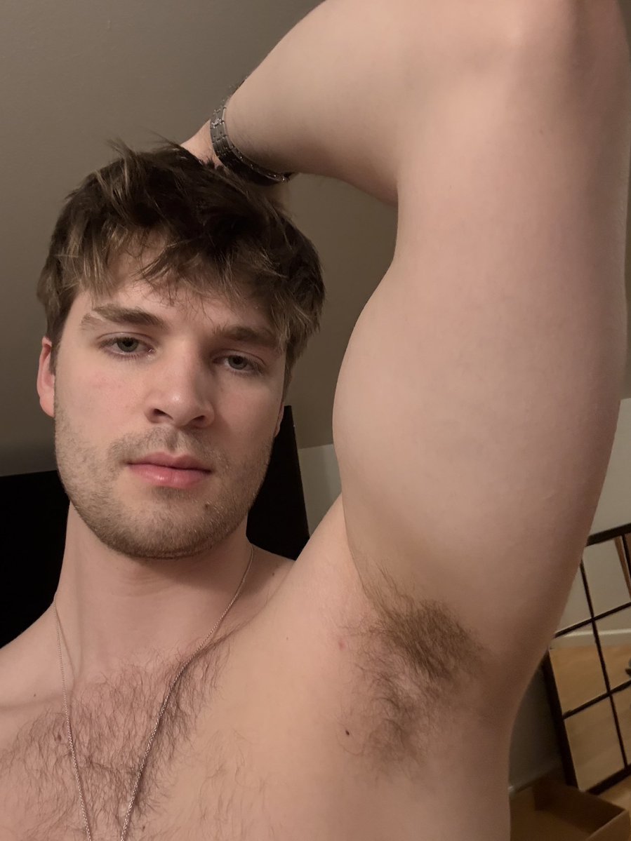 DomGodJack tweet media