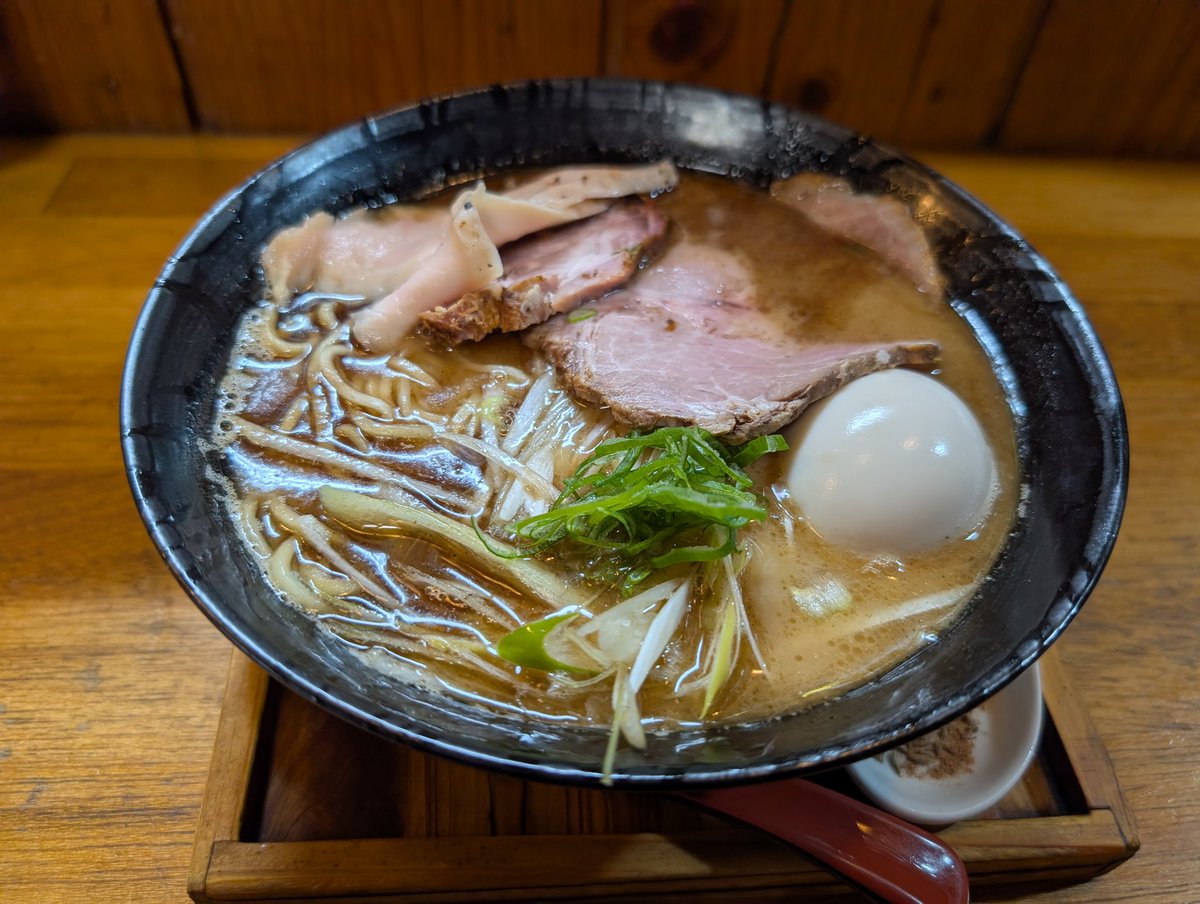 koma yasu tweet media