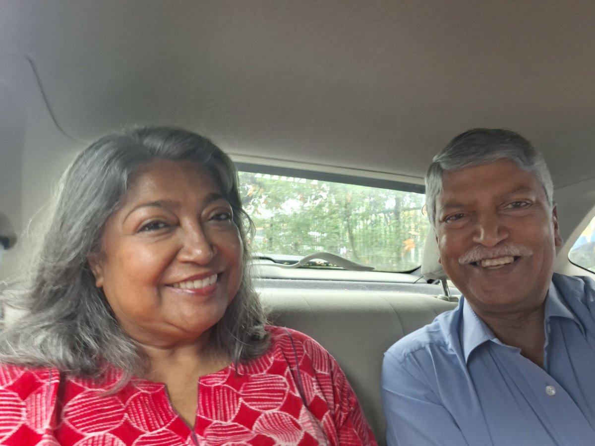 ঈশিতা (Ishita Mukherjee) tweet media