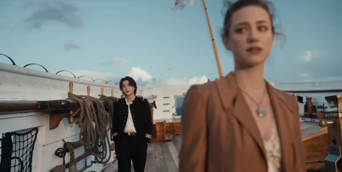 903SUGAHIGH's tweet image. SUGA Scene in “SWIM” MV

BTS ARIRANG OUT NOW
#ARIRANGทั้งแผ่นดิน
#BTS_SWIM 
#KEEPSWIMMING