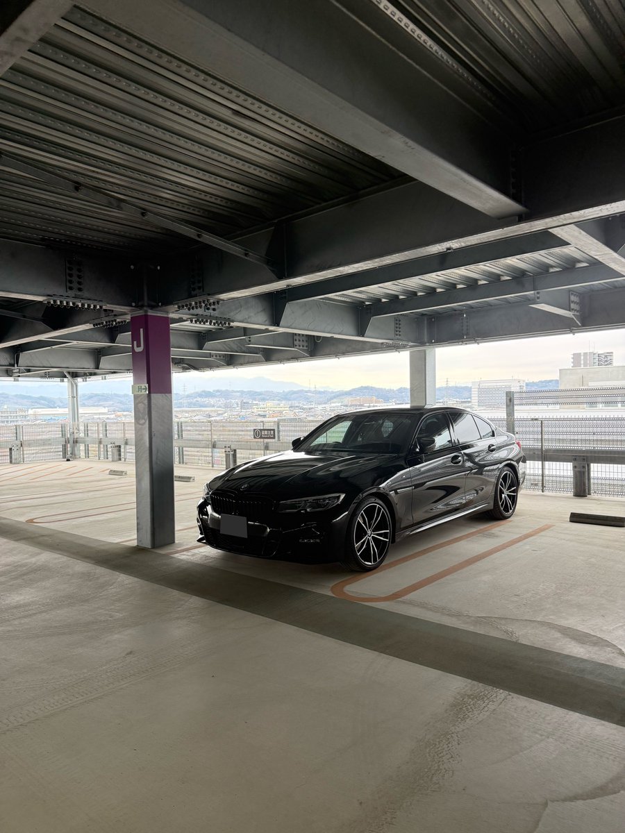 hamgrgr's tweet photo. #320i
#320の日 https://t.co/DBJIw52sr8