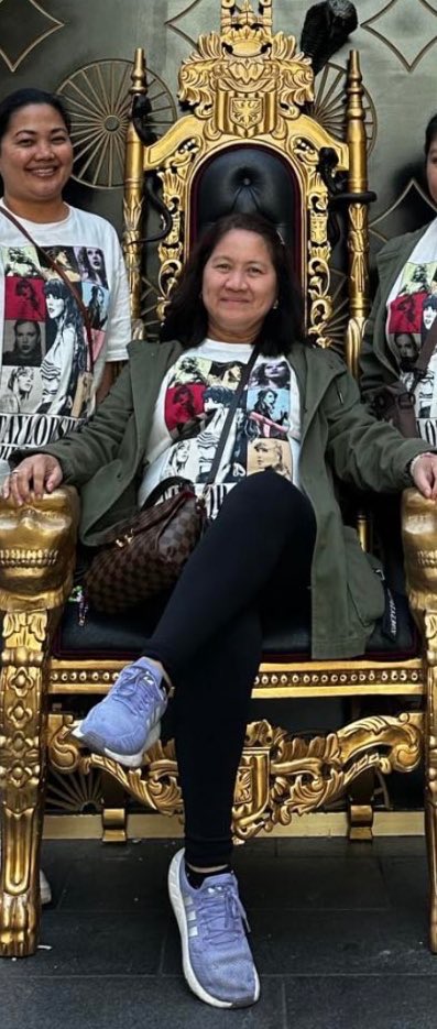 kat 💖 beauty influencer era 💄✨ tweet media