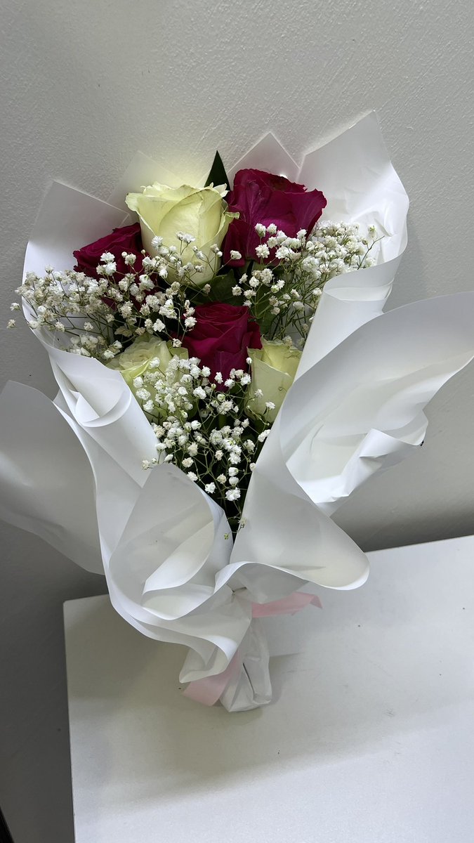 بندر tweet media