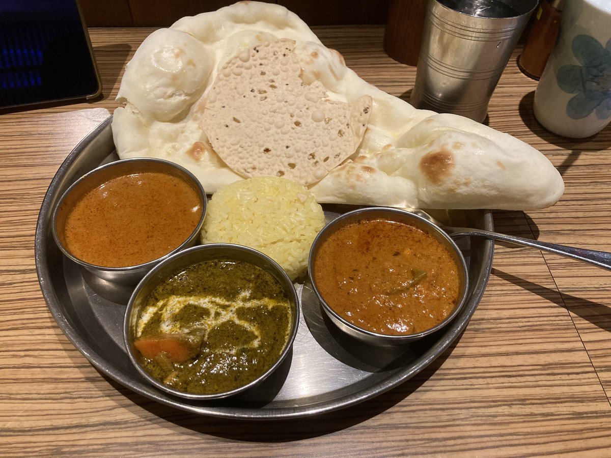 ショウ tweet media