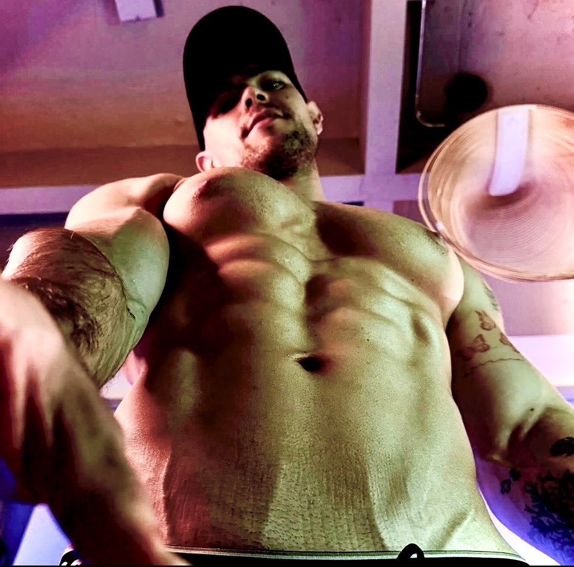 LlámameCapi tweet media