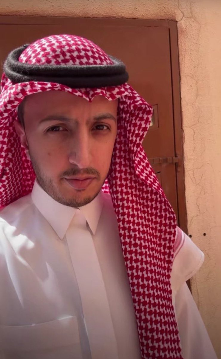 سـكايلر tweet media