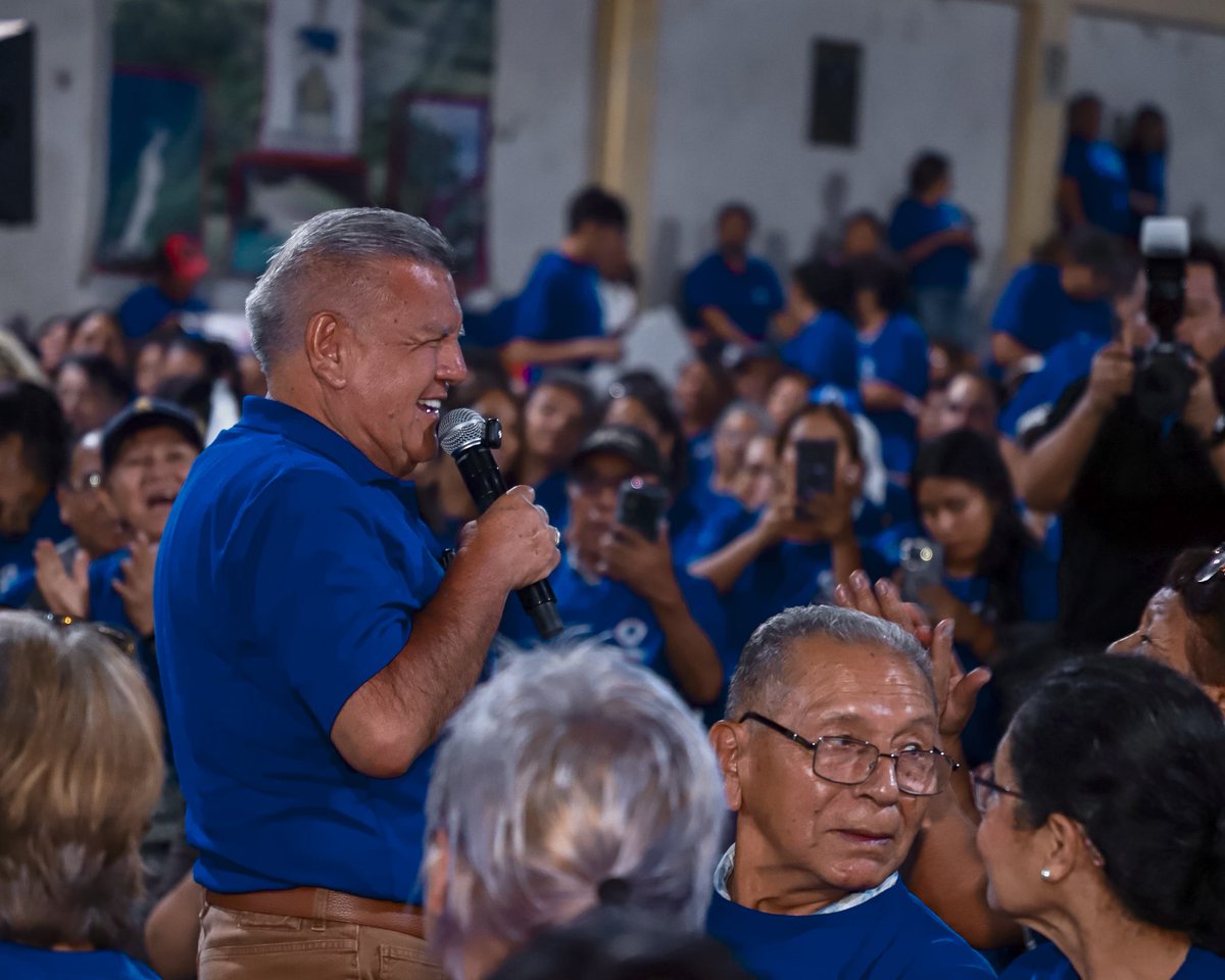 César Acuña Peralta tweet media