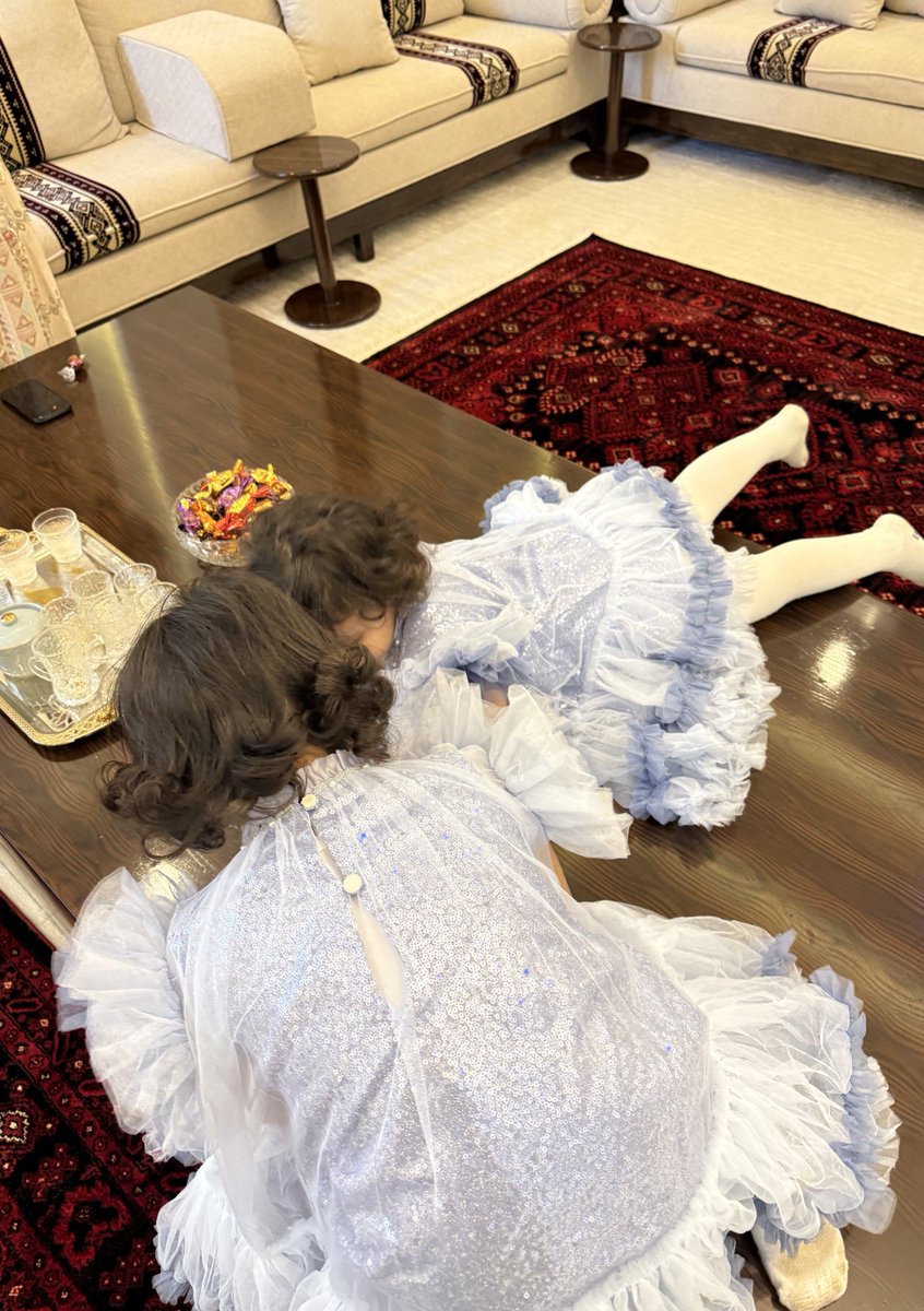 ruby bleue tweet media