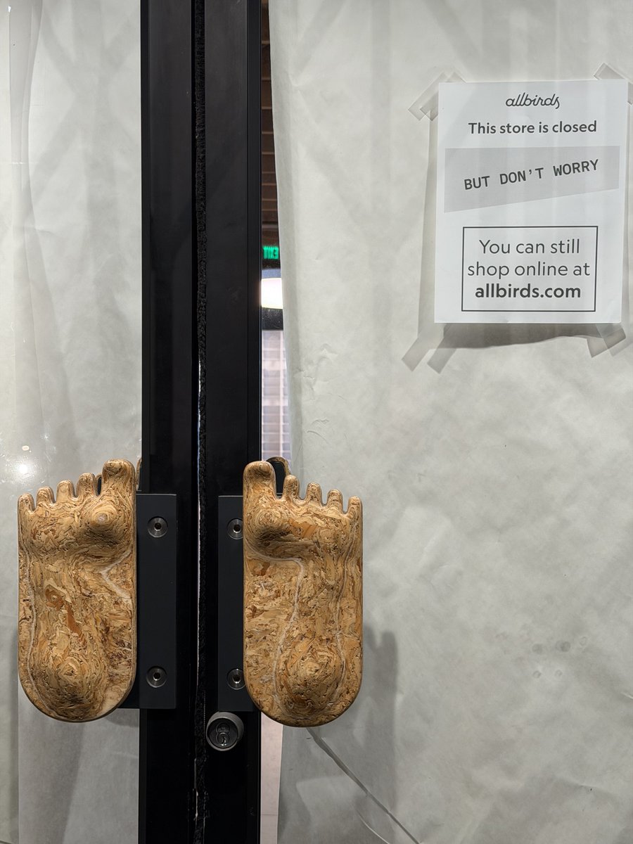 ellie sm (so much) tweet media