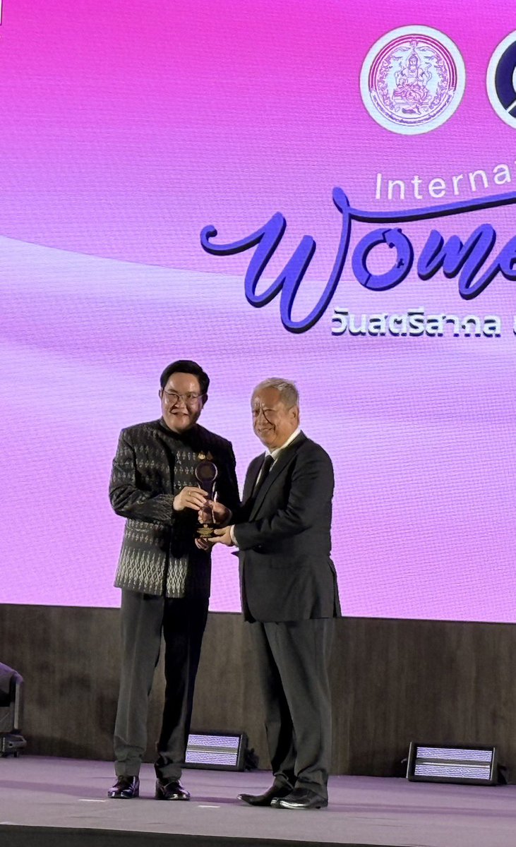 Tanadlakorn tweet media