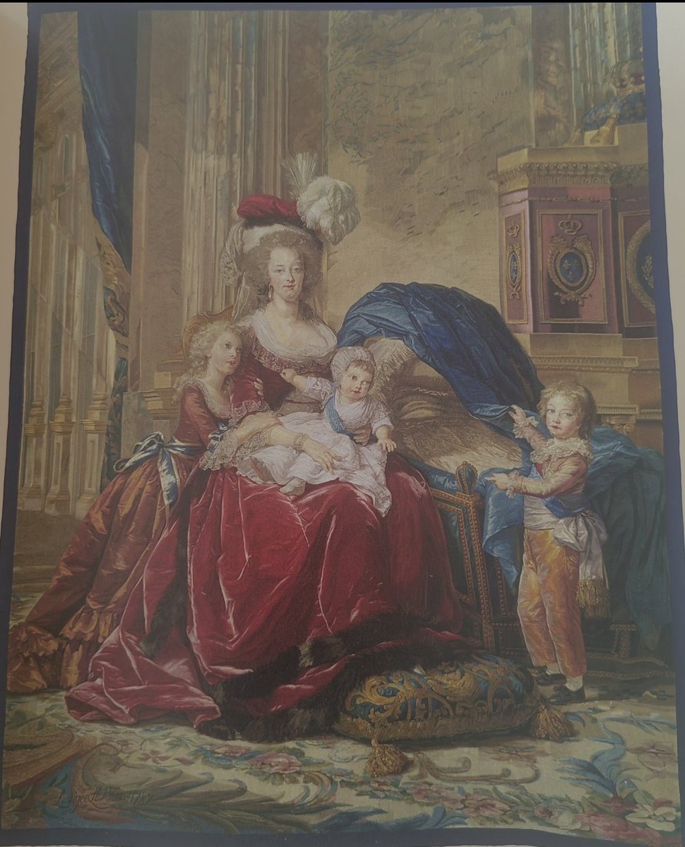 qsjcodjdk's tweet photo. @invitinghistory A tapestry of Marie Antoinette created by the Gobelins manufactory, the third version of which was exhibited at the Paris World's Fair before being gifted to Alexandra Feodorovna of Russia. https://t.co/3a299PWqUJ