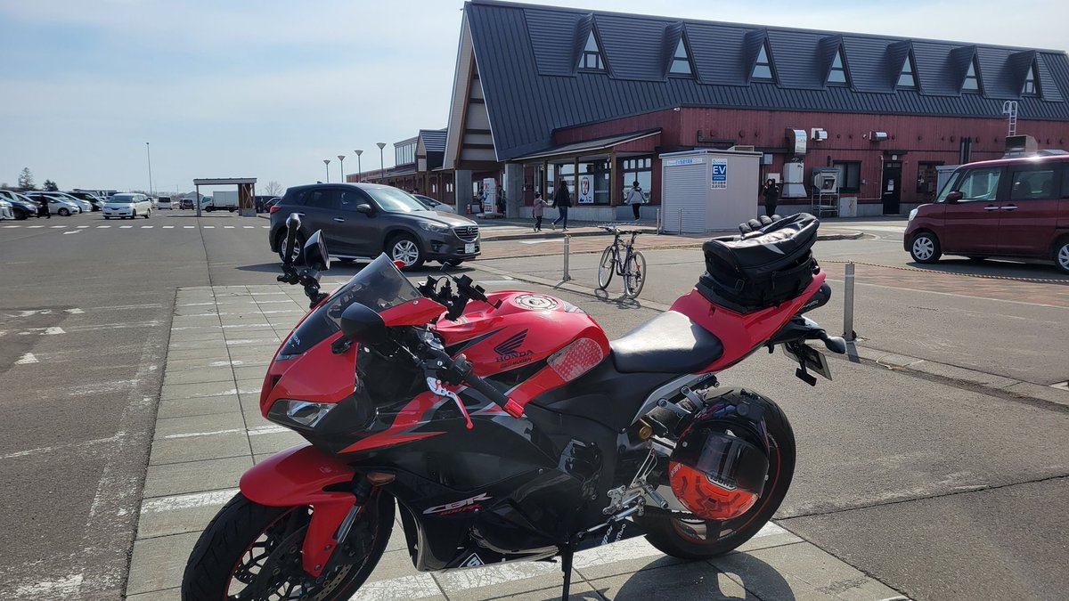 トラおじ　バイク垢 tweet media