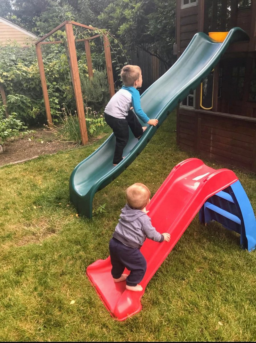 Teacher Karen tweet media