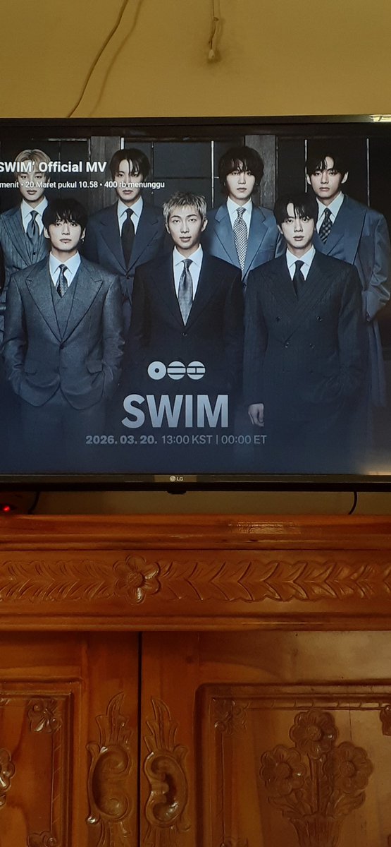 Cornsalad7's tweet photo. "Swim,swim,swim...I just wanna dive,I just wanna dive "
ARIRANG OUT NOW
SWIM OUT NOW
#SWIMTOARIRANG
#ARIRANGISHERE

BTS IS BACK
RETURN OF THE KINGS
#BTS_ARIRANG
#BTS_SWIM https://t.co/FsfIicgUr9