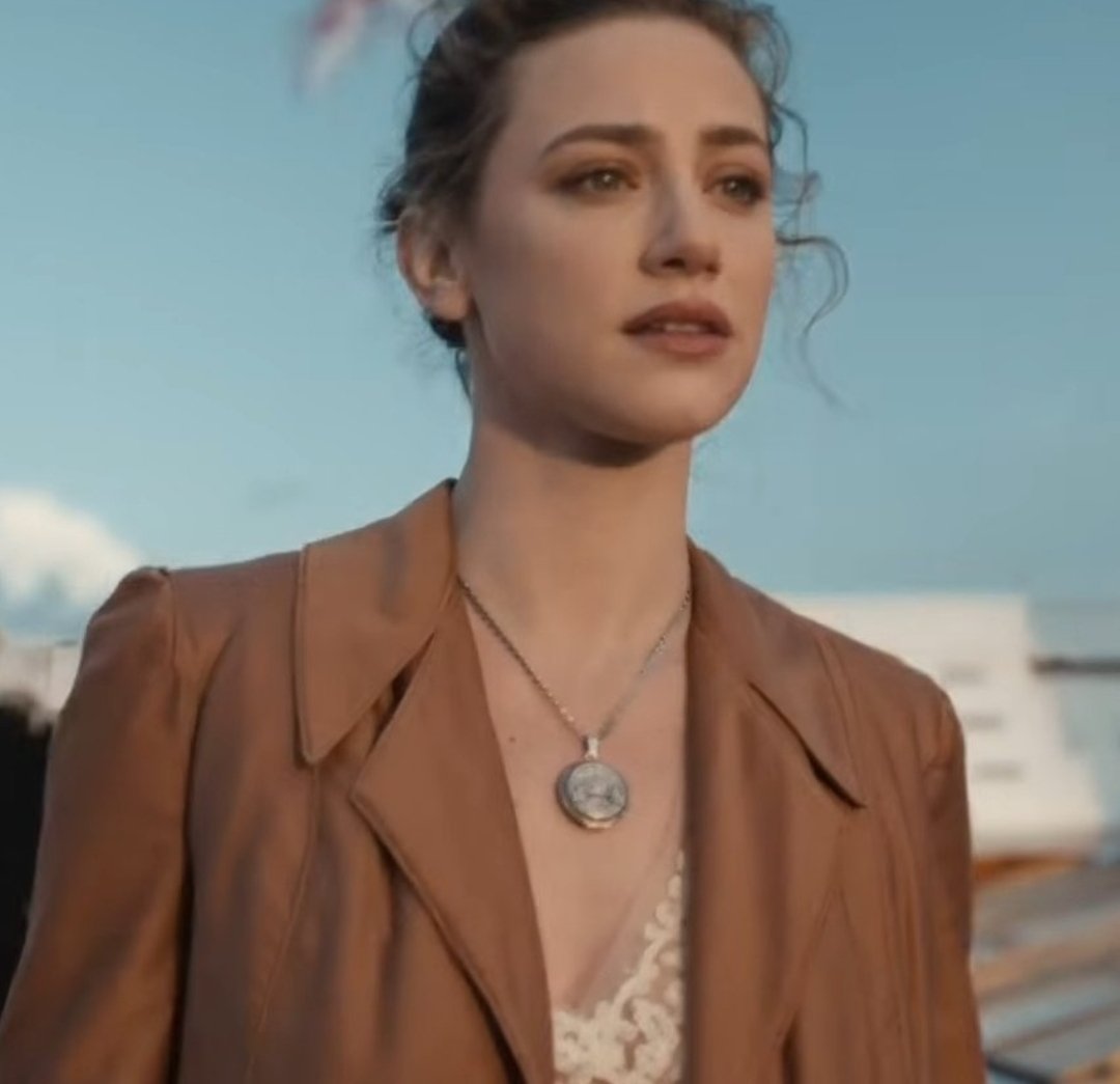 About Music tweet media