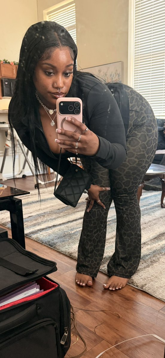 Starfire🩷 tweet media