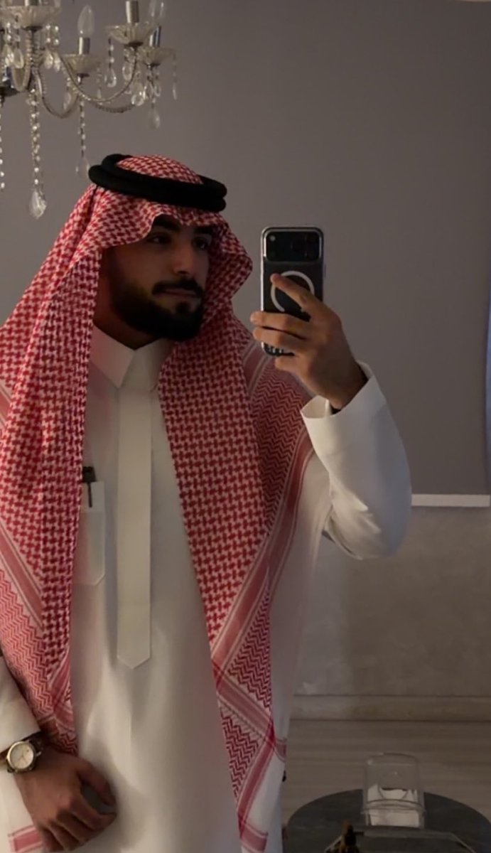 Closefir's tweet photo. المشاركة السنوية المعتادة 
عاد عيدكم وعاش حبيبكم❤️ https://t.co/99gKjiYxzP