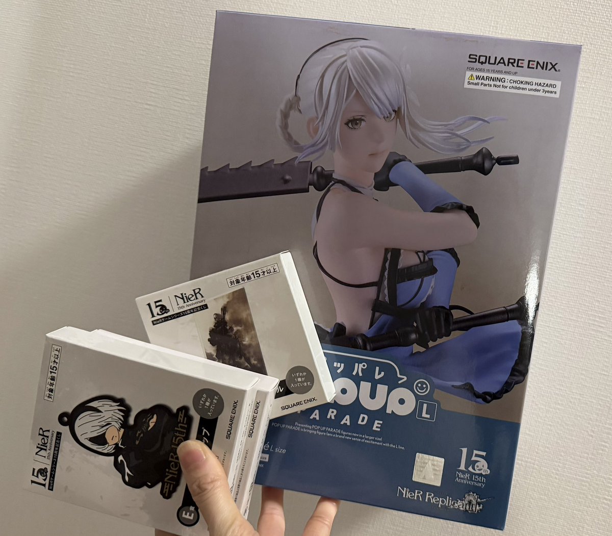 kamomechaan's tweet photo. 4回引いてA賞当たった🥰
ブラインドのラバストとアクスタも欲しかったやつで大満足😍 https://t.co/8mDjUTOPnL