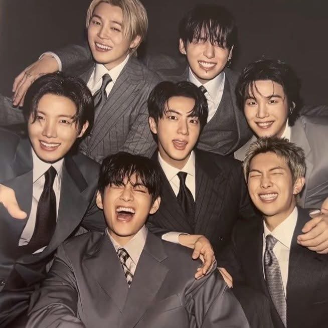 minimonisuga's tweet photo. babies >< https://t.co/0NOVq3zljf