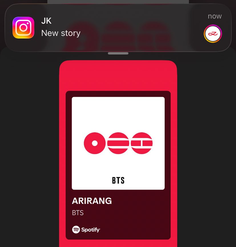 saf seeing bts 🪭 tweet media