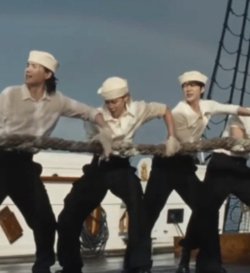 ARE THOSE WET SHIRTS DID WE JUST GET YOONMINJIN NIPPLES IN ONE SINGLE SHOT